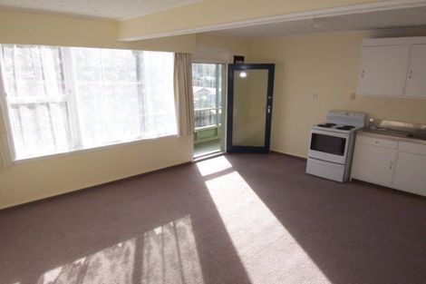 Photo of property in 327 Adelaide Road, Newtown, Wellington, 6021