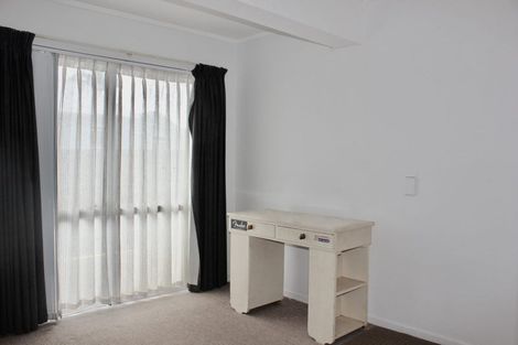 Photo of property in 5c Rosebank Road, Avondale, Auckland, 1026