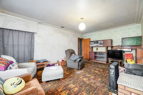 Photo of property in 98 Wharf Road, Te Atatu Peninsula, Auckland, 0610