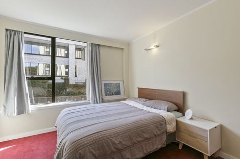 Photo of property in Hobson Court Flats, 11/70 Hobson Street, Thorndon, Wellington, 6011