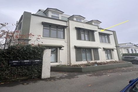 Photo of property in 16b Hadfield Terrace, Kelburn, Wellington, 6012