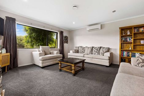 Photo of property in 48 Carroll Place, Owhata, Rotorua, 3010