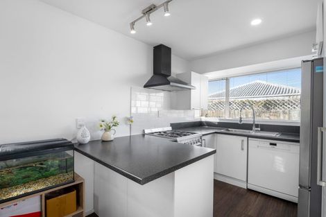 Photo of property in 3/77 Fairfield Avenue, Addington, Christchurch, 8024