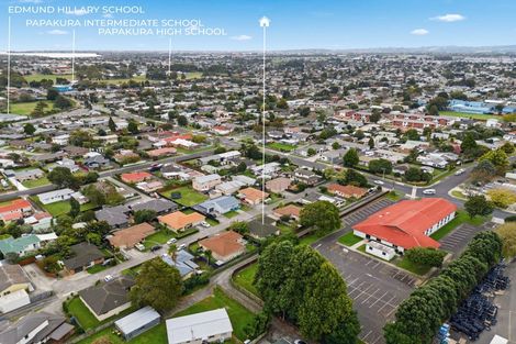 Photo of property in 99c Settlement Road, Papakura, 2110
