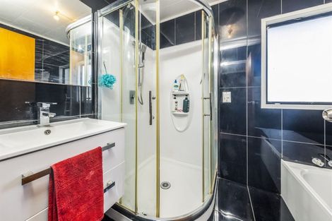 Photo of property in 7 Anglers Way, Wattle Downs, Auckland, 2102