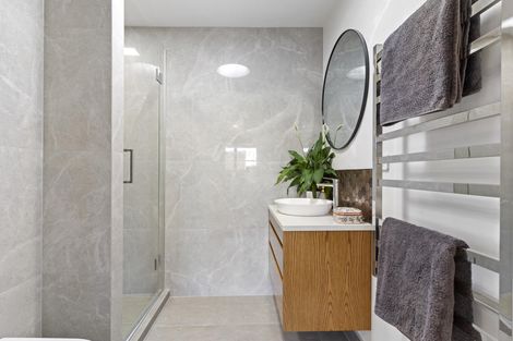 Photo of property in 60 John Gill Road, Shelly Park, Auckland, 2014