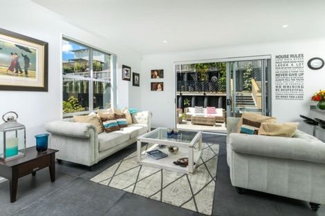Photo of property in 78 Mackay Drive, Greenhithe, Auckland, 0632