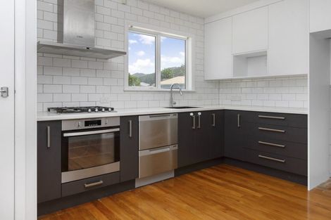 Photo of property in 28 Russell Road, Wainuiomata, Lower Hutt, 5014