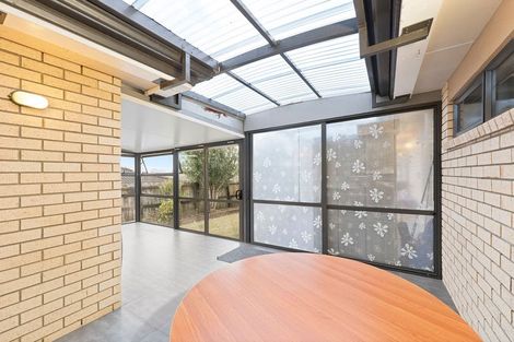 Photo of property in 15 Lake Panorama Drive, Henderson, Auckland, 0612