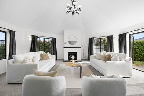 Photo of property in 5 Bramley Drive, Rototuna, Hamilton, 3210