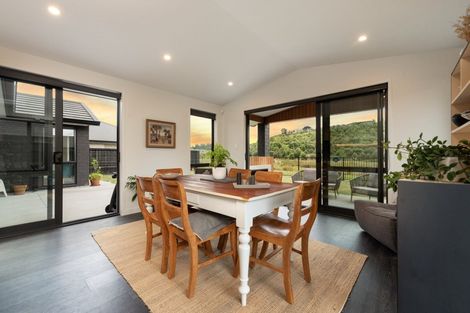 Photo of property in 68 Pakanga Grove, Pyes Pa, Tauranga, 3112
