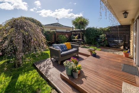 Photo of property in 4/6 Arapiki Road, Stoke, Nelson, 7011