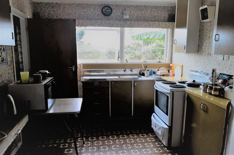 Photo of property in 30 Kanuka Road, Sandspit, Warkworth, 0982