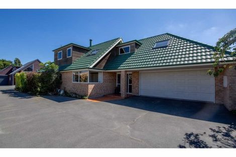 Photo of property in 4/37 Avonhead Road, Avonhead, Christchurch, 8042