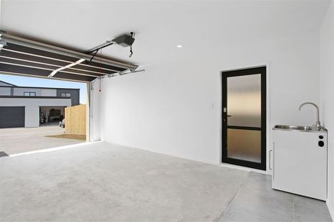 Photo of property in 7 Poutawa Lane, Clarks Beach, 2122