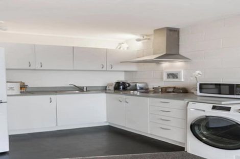 Photo of property in 3n Mountain Road, Mount Wellington, Auckland, 1060