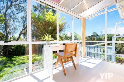 Photo of property in 8 Link Road, Newlands, Wellington, 6037