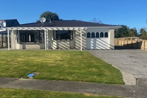 Photo of property in 3 Walker Crescent, Bulls, 4818