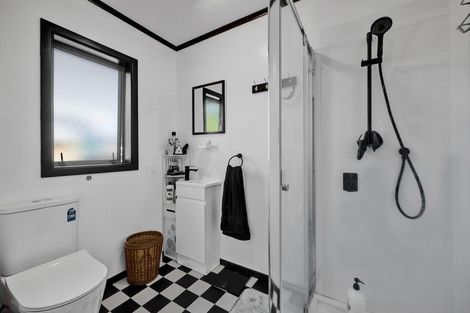 Photo of property in 2 Denby Road, Hawera, 4610