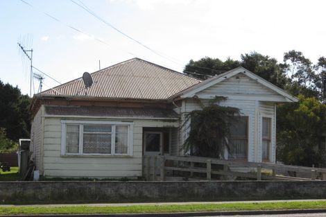 Photo of property in 15 Churchill Crescent, Tawhero, Whanganui, 4501