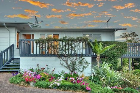 Photo of property in 32 Widmore Drive, Massey, Auckland, 0614