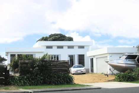 Photo of property in 23 Robert Street, Mangawhai Heads, Mangawhai, 0505