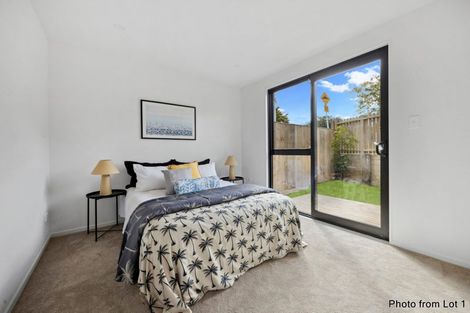 Photo of property in 3/4 Waitaki Street, Henderson, Auckland, 0612