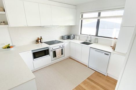 Photo of property in 18 Gordon Road, Mount Maunganui, 3116