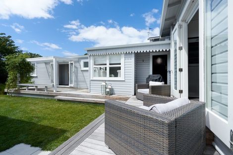 Photo of property in 105 Georges Drive, Napier South, Napier, 4110