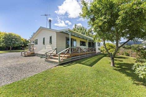 Photo of property in 18 Churchill Crescent, Shannon, 4821