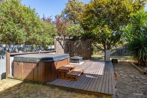 Photo of property in 676 Main Road North, Te Marua, Upper Hutt, 5018