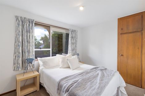 Photo of property in 96 Royal Park Drive, Parklands, Christchurch, 8083