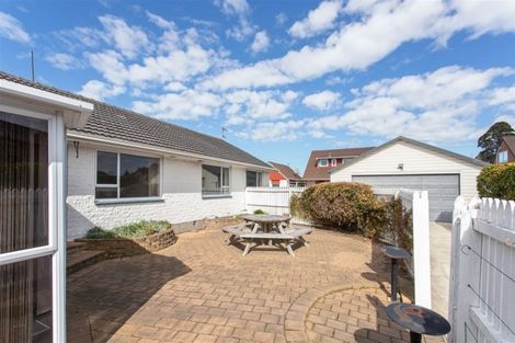 Photo of property in 9 Beeston Place, Redwood, Christchurch, 8051
