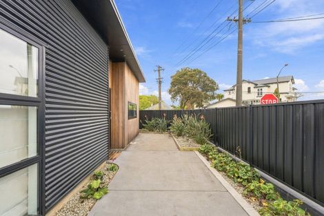 Photo of property in 2d Saint Leonard Street, Saint Johns Hill, Whanganui, 4501