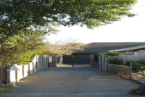 Photo of property in 35 Karina Crescent, Redwoodtown, Blenheim, 7201