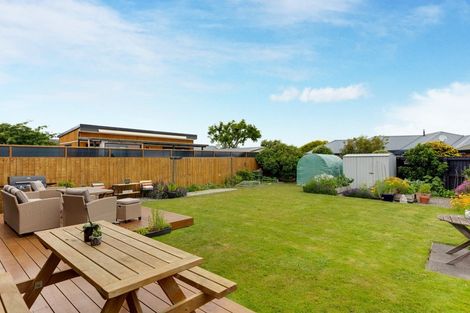 Photo of property in 188 Travis Road, New Brighton, Christchurch, 8083