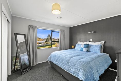 Photo of property in 8 Puketotara Street, Highlands Park, New Plymouth, 4312