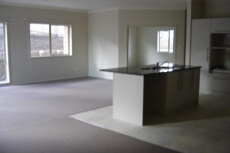 Photo of property in 471 Great South Road, Opaheke, Papakura, 2113