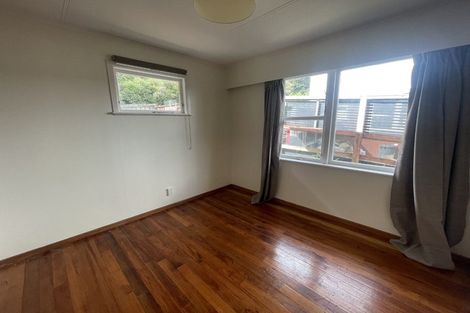 Photo of property in 50 Melrose Road, Island Bay, Wellington, 6023