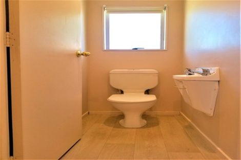 Photo of property in 240a Te Atatu Road, Te Atatu South, Auckland, 0610