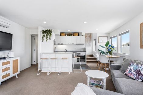 Photo of property in 306 Ocean Road, Whangamata, 3620