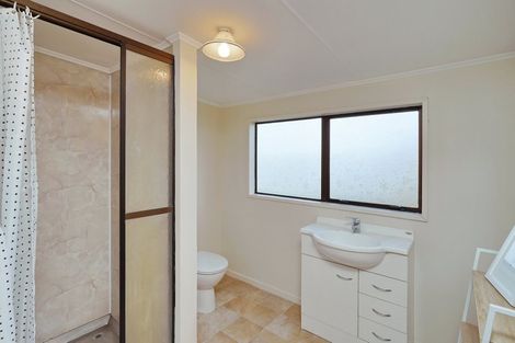 Photo of property in 145 Royal Park Drive, Parklands, Christchurch, 8083