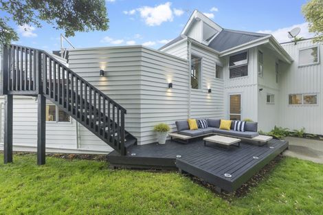 Photo of property in 49a The Esplanade, Eastern Beach, Auckland, 2012