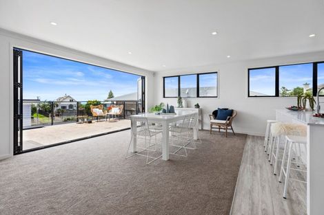 Photo of property in 1020c Papamoa Beach Road, Papamoa Beach, 3118