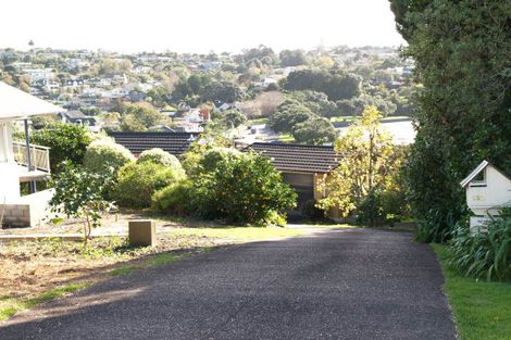 Photo of property in 132 Pah Road, Cockle Bay, Auckland, 2014