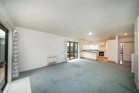 Photo of property in 32 Stewart Crescent, Hokowhitu, Palmerston North, 4410