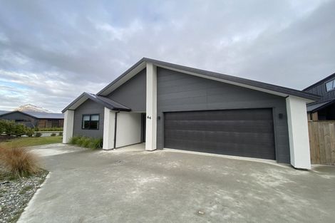 Photo of property in 64 Howden Drive, Jacks Point, 9371