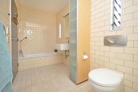 Photo of property in 8 Curzon Street, Onehunga, Auckland, 1061