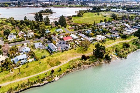 Photo of property in 93 Trewavas Street, Motueka, 7120