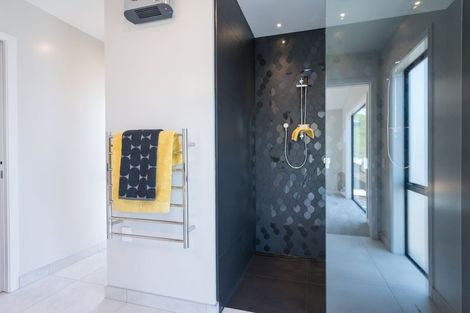 Photo of property in 16 Ledger Road, Atawhai, Nelson, 7010